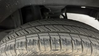 Used 2015 Maruti Suzuki Alto 800 [2012-2016] Lxi Petrol Manual tyres LEFT REAR TYRE TREAD VIEW