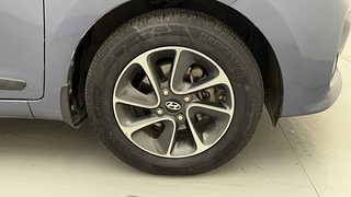 Used 2017 Hyundai Grand i10 [2013-2017] Asta 1.2 Kappa VTVT Petrol Manual tyres RIGHT FRONT TYRE RIM VIEW