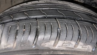 Used 2016 Honda BR-V [2016-2020] V MT Petrol Petrol Manual tyres RIGHT FRONT TYRE TREAD VIEW