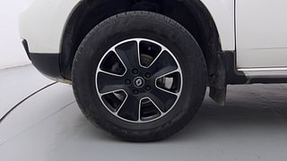 Used 2016 Renault Duster [2015-2019] 85 PS RXZ 4X2 MT Diesel Manual tyres LEFT FRONT TYRE RIM VIEW