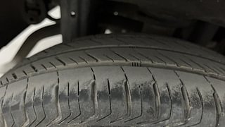 Used 2015 Maruti Suzuki Alto 800 [2012-2016] Lxi Petrol Manual tyres RIGHT REAR TYRE TREAD VIEW