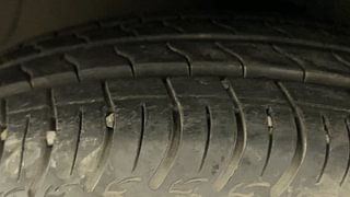 Used 2015 Hyundai Grand i10 [2013-2017] Asta AT 1.2 Kappa VTVT Petrol Automatic tyres LEFT FRONT TYRE TREAD VIEW