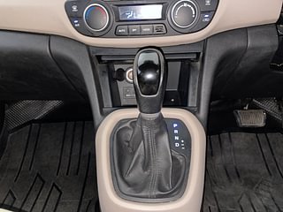 Used 2015 Hyundai Xcent SX AT (O) Petrol Petrol Automatic interior GEAR  KNOB VIEW