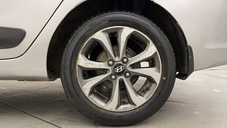 Used 2015 Hyundai Xcent SX AT (O) Petrol Petrol Automatic tyres LEFT REAR TYRE RIM VIEW