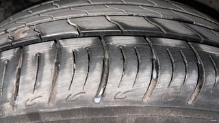 Used 2016 Honda BR-V [2016-2020] V MT Petrol Petrol Manual tyres LEFT FRONT TYRE TREAD VIEW