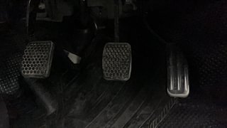 Used 2015 Maruti Suzuki Alto 800 [2012-2016] Lxi Petrol Manual interior PEDALS VIEW