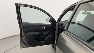 Used 2018 Datsun GO [2014-2019] T Petrol Manual interior LEFT FRONT DOOR OPEN VIEW
