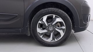 Used 2016 Honda BR-V [2016-2020] V MT Petrol Petrol Manual tyres RIGHT FRONT TYRE RIM VIEW