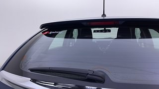 Used 2016 Maruti Suzuki Baleno [2015-2019] Zeta AT Petrol Petrol Automatic top_features Rear wiper