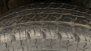 Used 2020 mahindra Thar LX 4 STR Convertible Diesel MT 4WD Diesel Manual tyres RIGHT FRONT TYRE TREAD VIEW