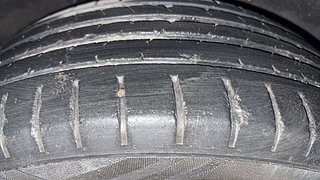 Used 2016 Maruti Suzuki Baleno [2015-2019] Zeta AT Petrol Petrol Automatic tyres RIGHT REAR TYRE TREAD VIEW