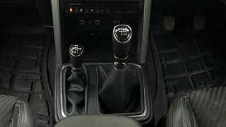 Used 2020 mahindra Thar LX 4 STR Convertible Diesel MT 4WD Diesel Manual interior GEAR  KNOB VIEW