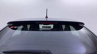 Used 2016 Maruti Suzuki Baleno [2015-2019] Zeta AT Petrol Petrol Automatic top_features Rear defogger