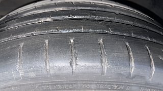 Used 2016 Maruti Suzuki Baleno [2015-2019] Zeta AT Petrol Petrol Automatic tyres LEFT FRONT TYRE TREAD VIEW