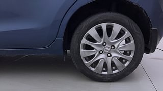 Used 2016 Maruti Suzuki Baleno [2015-2019] Zeta AT Petrol Petrol Automatic tyres LEFT REAR TYRE RIM VIEW