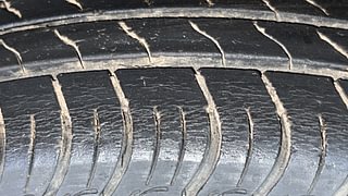 Used 2020 Maruti Suzuki S-Presso VXI Petrol Manual tyres LEFT FRONT TYRE TREAD VIEW