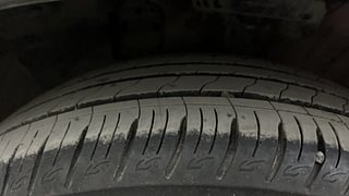 Used 2020 Hyundai Venue [2019-2022] SX Plus 1.0 Turbo DCT Petrol Automatic tyres LEFT FRONT TYRE TREAD VIEW