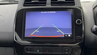 Used 2021 renault Kwid 1.0 RXT Opt Petrol Manual top_features Rear camera