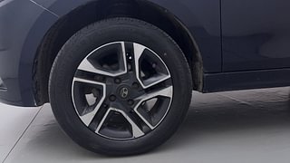 Used 2019 Tata Tigor Revotron XZA Petrol Automatic tyres LEFT FRONT TYRE RIM VIEW