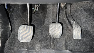 Used 2021 renault Kwid 1.0 RXT Opt Petrol Manual interior PEDALS VIEW