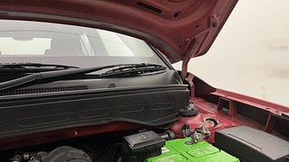 Used 2020 Hyundai Venue [2019-2022] SX Plus 1.0 Turbo DCT Petrol Automatic engine ENGINE LEFT SIDE HINGE & APRON VIEW