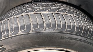 Used 2014 Nissan Micra [2010-2013] XV Petrol Petrol Manual tyres RIGHT FRONT TYRE TREAD VIEW