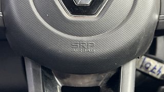 Used 2021 renault Kwid 1.0 RXT Opt Petrol Manual top_features Airbags