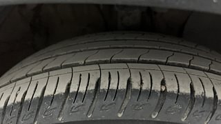 Used 2020 Hyundai Venue [2019-2022] SX Plus 1.0 Turbo DCT Petrol Automatic tyres RIGHT FRONT TYRE TREAD VIEW