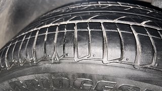 Used 2021 Tata Tiago XZA+ AMT Petrol Automatic tyres RIGHT FRONT TYRE TREAD VIEW