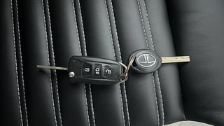 Used 2021 Tata Tiago XZA+ AMT Petrol Automatic extra CAR KEY VIEW