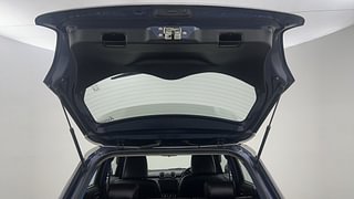 Used 2022 Maruti Suzuki Swift ZXI Plus AMT Dual Tone Petrol Automatic interior DICKY DOOR OPEN VIEW