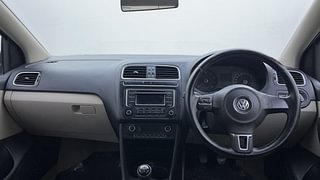 Used 2013 Volkswagen Polo [2010-2014] Highline1.2L (P) Petrol Manual interior DASHBOARD VIEW