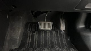 Used 2017 Hyundai Creta [2015-2018] 1.6 SX Plus Auto Petrol Petrol Automatic interior PEDALS VIEW