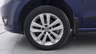 Used 2013 Volkswagen Polo [2010-2014] Highline1.2L (P) Petrol Manual tyres LEFT FRONT TYRE RIM VIEW