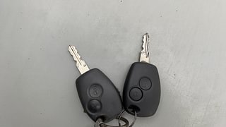 Used 2016 Renault Duster [2012-2015] 85 PS RxL Diesel Manual extra CAR KEY VIEW
