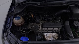 Used 2013 Volkswagen Polo [2010-2014] Highline1.2L (P) Petrol Manual engine ENGINE RIGHT SIDE VIEW