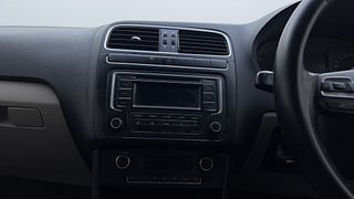 Used 2013 Volkswagen Polo [2010-2014] Highline1.2L (P) Petrol Manual top_features Integrated (in-dash) music system