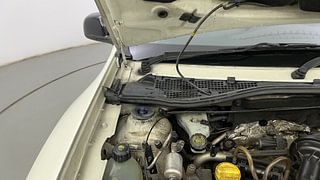 Used 2016 Renault Duster [2012-2015] 85 PS RxL Diesel Manual engine ENGINE RIGHT SIDE HINGE & APRON VIEW
