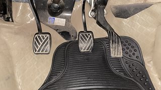 Used 2013 Maruti Suzuki Ertiga [2012-2015] ZDi Diesel Manual interior PEDALS VIEW