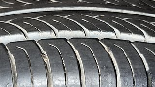 Used 2014 Maruti Suzuki Alto K10 [2010-2014] VXi Petrol Manual tyres RIGHT REAR TYRE TREAD VIEW