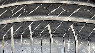 Used 2014 Maruti Suzuki Alto K10 [2010-2014] VXi Petrol Manual tyres LEFT REAR TYRE TREAD VIEW