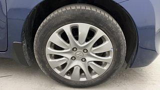 Used 2018 Maruti Suzuki Baleno [2015-2019] Zeta AT Petrol Petrol Automatic tyres RIGHT FRONT TYRE RIM VIEW
