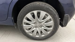 Used 2018 Maruti Suzuki Baleno [2015-2019] Zeta AT Petrol Petrol Automatic tyres LEFT REAR TYRE RIM VIEW