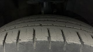 Used 2018 Maruti Suzuki Baleno [2015-2019] Zeta AT Petrol Petrol Automatic tyres RIGHT FRONT TYRE TREAD VIEW
