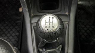 Used 2017 Maruti Suzuki Swift [2011-2017] ZXi Petrol Manual interior GEAR  KNOB VIEW