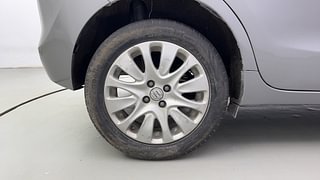 Used 2016 Maruti Suzuki Baleno [2015-2019] Alpha Petrol Petrol Manual tyres RIGHT REAR TYRE RIM VIEW