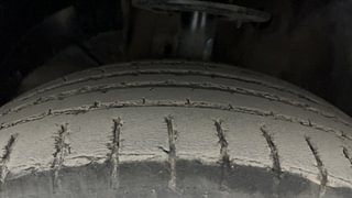 Used 2018 Maruti Suzuki Baleno [2015-2019] Zeta AT Petrol Petrol Automatic tyres LEFT FRONT TYRE TREAD VIEW
