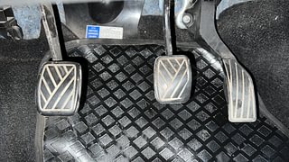 Used 2017 Maruti Suzuki Swift [2011-2017] ZXi Petrol Manual interior PEDALS VIEW