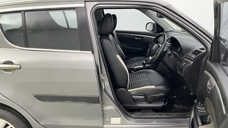 Used 2017 Maruti Suzuki Swift [2011-2017] ZXi Petrol Manual interior RIGHT SIDE FRONT DOOR CABIN VIEW