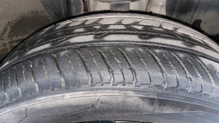 Used 2021 Renault Kiger RXZ Turbo CVT Petrol Automatic tyres RIGHT FRONT TYRE TREAD VIEW